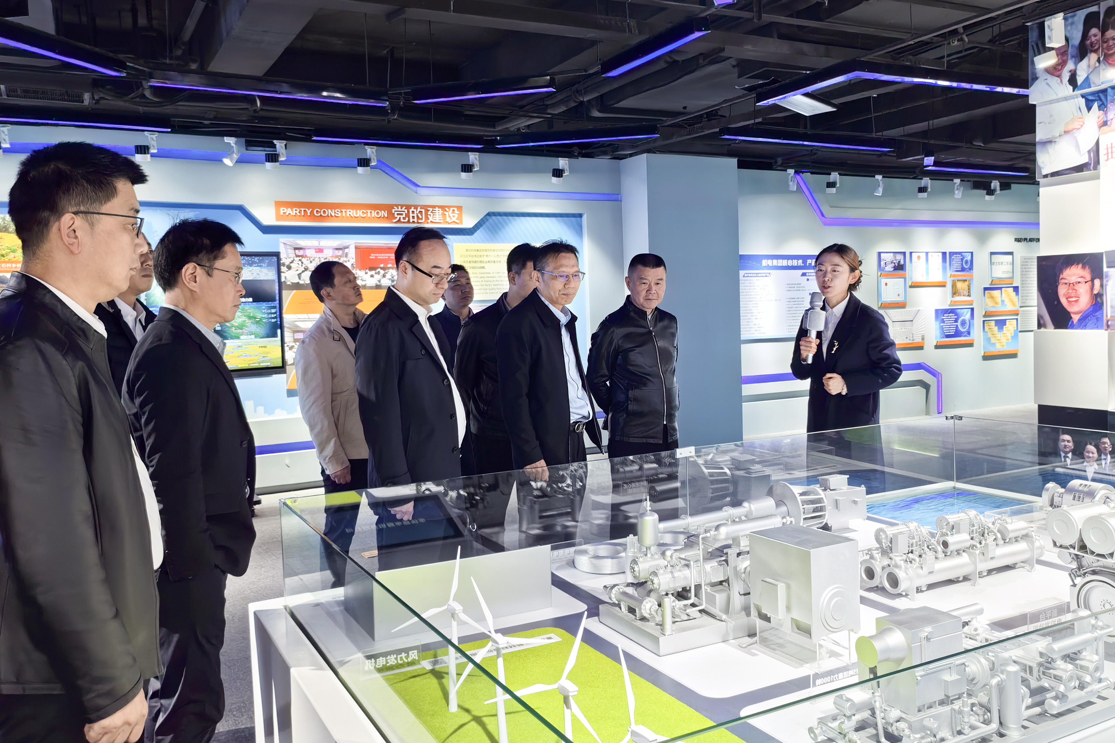 公司黨委書記、董事長王虎祥帶隊(duì)走訪重慶機(jī)電控股（集團(tuán)）公司